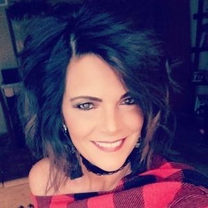 Meet your Posher, Gina